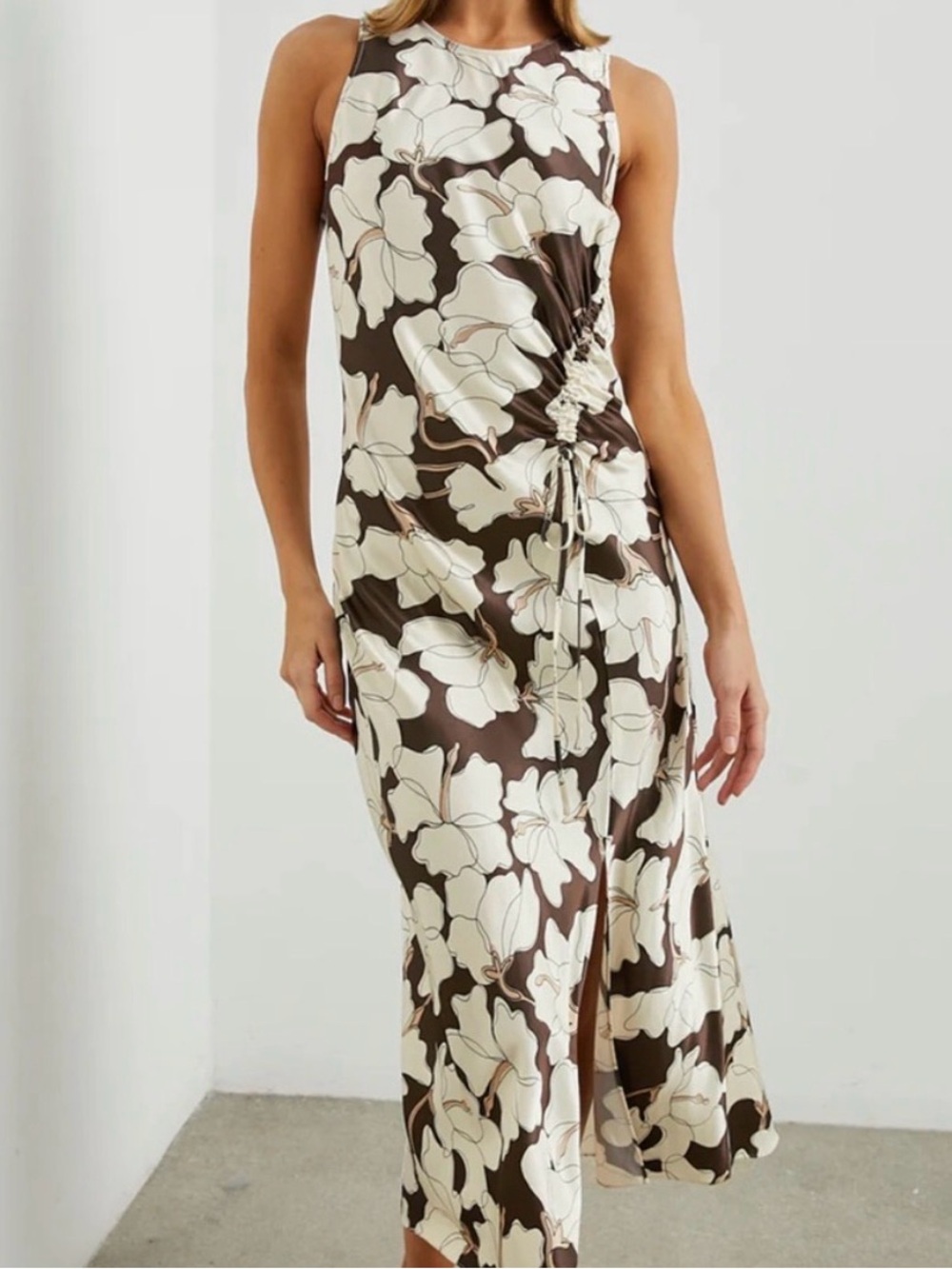 NWT Rails Gabriella Dress Mocha Floral Satin Midi Ruched Side Slit Size S - Picture 3 of 13